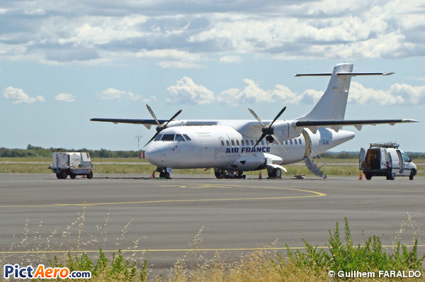 ATR 42-300 (Airlinair)