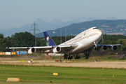 Boeing 747-368 (HZ-AIK)