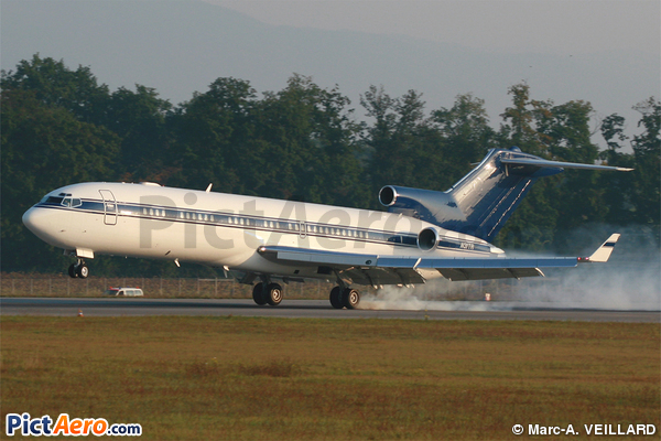 Boeing 727-212 Adv(RE) Super 27 (Triangle Aircraft Services)