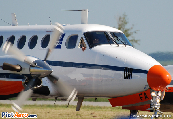 Beech Super King Air 200 (France - Direction Générale de l'Aviation Civile)