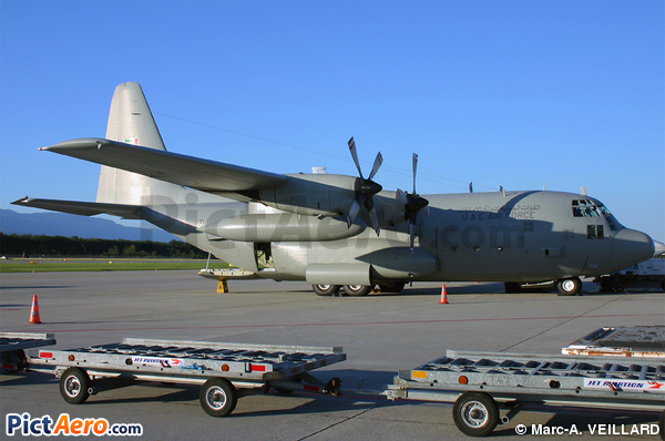 Lockheed C-130H-30 Hercules (L-382T) (United Arab Emirates - Air Force)