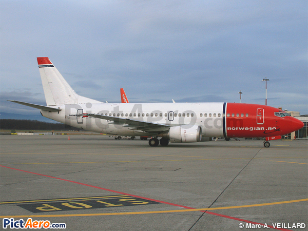 Boeing 737-3M8 (Norwegian Air Shuttle)