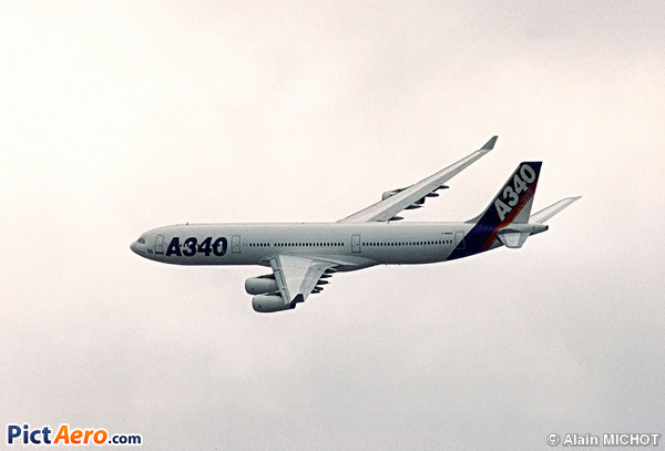 Airbus A340-211 (Airbus Industrie)