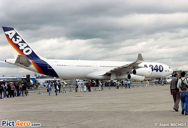 Airbus A340-211 (Airbus Industrie)