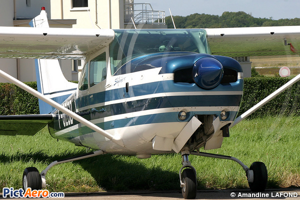 Cessna TR182 Turbo Skylane RG (POLYTRAVAUX SAS)
