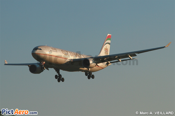 Airbus A330-202 (Etihad Airways)