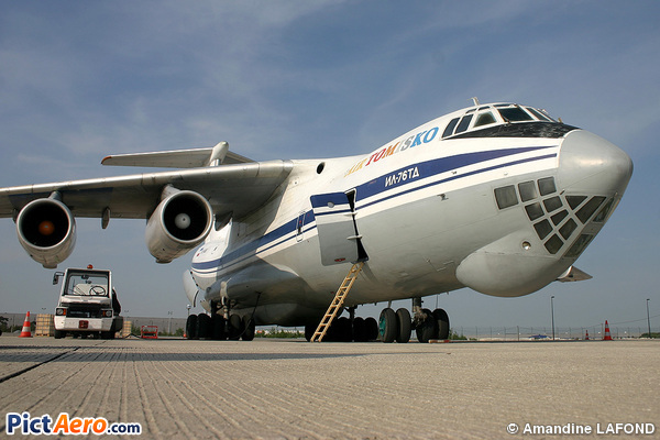 Iliouchine Il-76TD (Air Tomisko)
