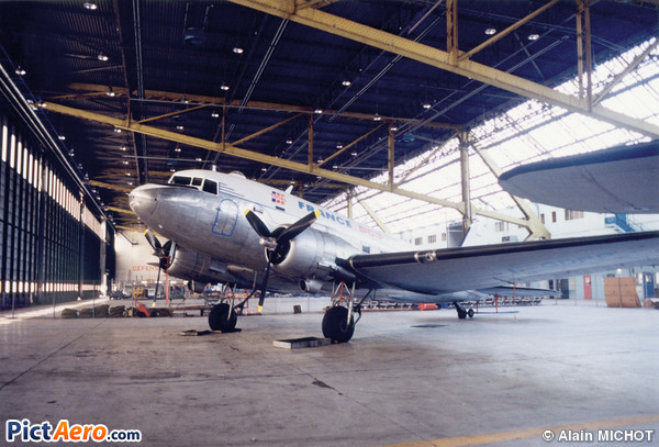 Douglas DC-3C-S4C4G (Association France DC-3)