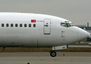 Boeing 737-48E