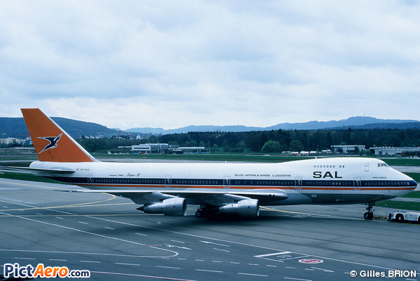 Boeing 747-244B (South African Airways)