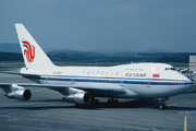 Boeing 747SP-J6 (B-2452)