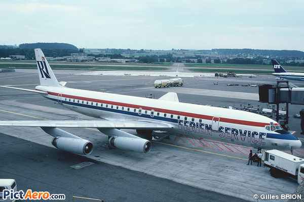 Douglas DC-8-62 Jet Trader (Rich International)