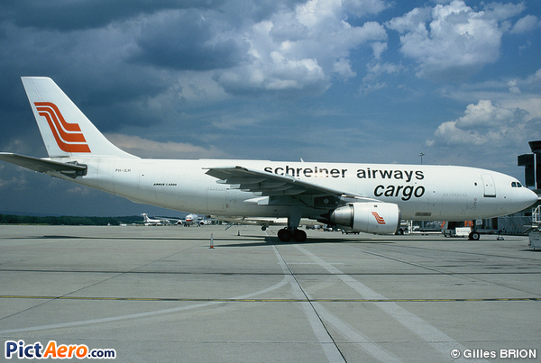 Airbus A300B4-203 (Schreiner Airways)