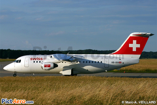 British Aerospace Avro RJ-85 (Swiss International Air Lines)
