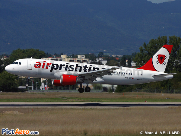 Airbus A320-211 (Air Prishtina)