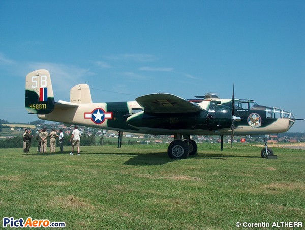 North American B-25J Mitchell (Jet Alpine Fighters)