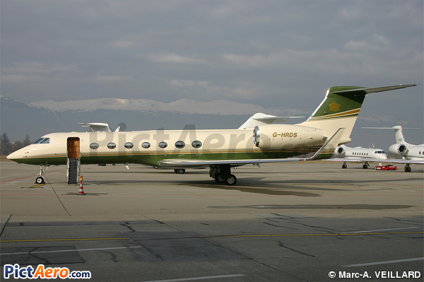 Gulfstream Aerospace G-550 (G-V-SP) (Air Harrods)