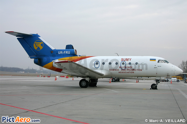 Yakovlev Yak-40 (Constanta Airlines)