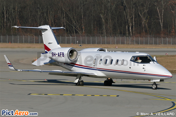 Bombardier Learjet 60 (Europe Executive Jet Services)