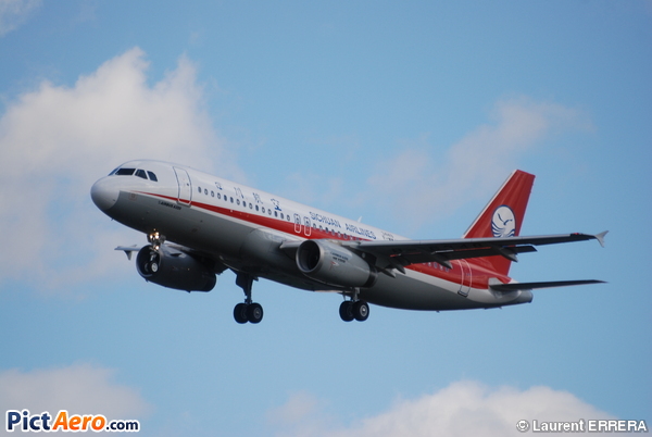 Airbus A320-232 (Sichuan Airlines)