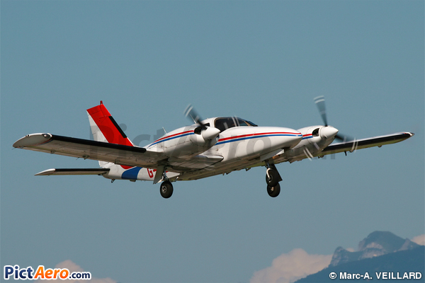 Piper PA-34-220T (Air Medical)