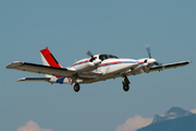 Piper PA-34-220T (G-LENY)