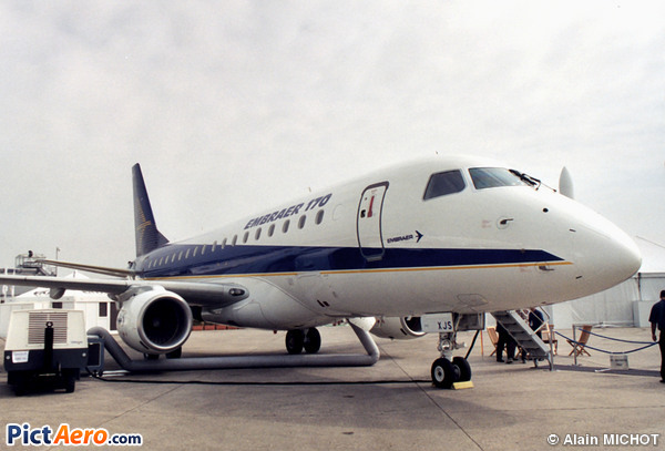 Embraer ERJ-170LR (Embraer)