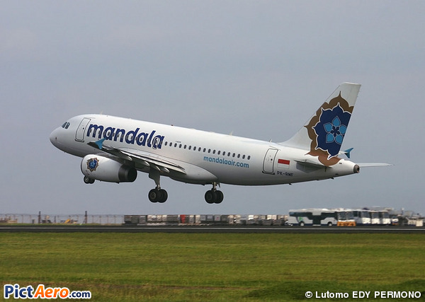 Airbus A319-131 (Mandala Airlines)