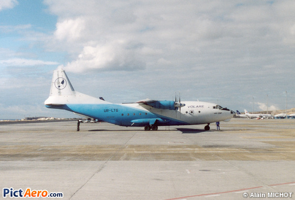 Antonov An-12BP (Volare Aircompany)