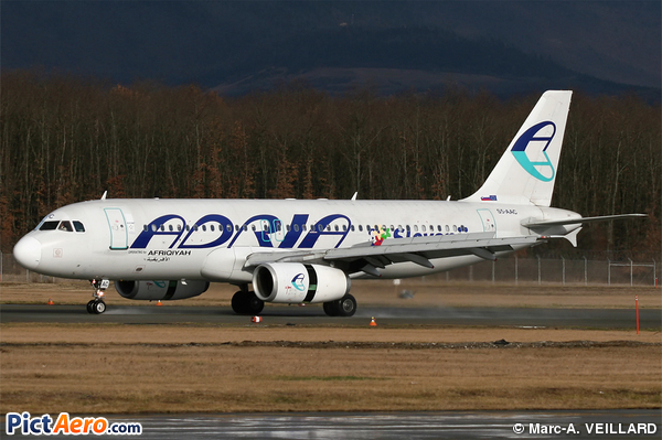 Airbus A320-231 (Adria Airways)