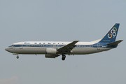 Boeing 737-484
