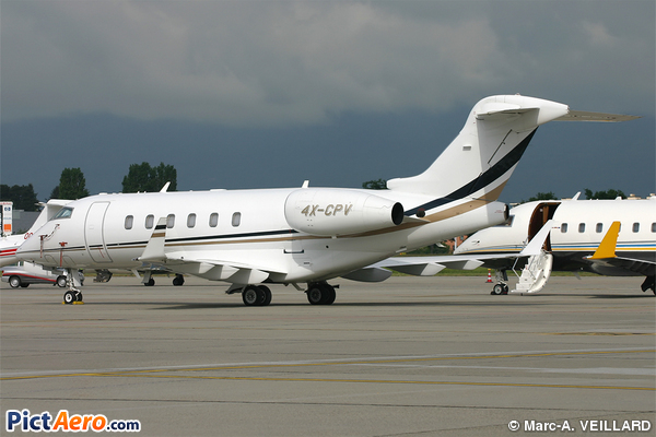 Bombardier BD-100-1A10 Challenger 300 (Arkia Israeli Airlines)