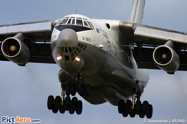 Iliouchine Il-76TD (Asia Continental Airlines)