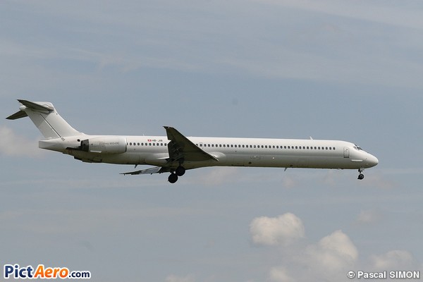 McDonnell Douglas MD-90-30 (Hello)