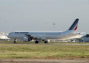 Airbus A321-212