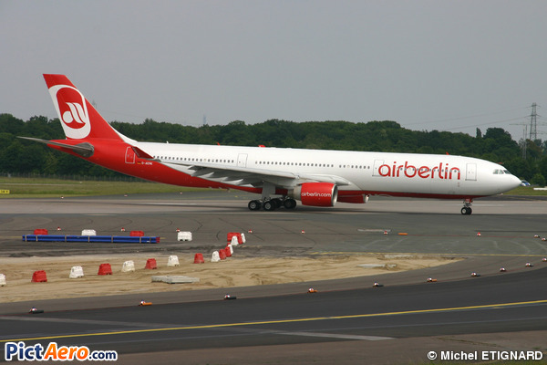 Airbus A330-322 (Air Berlin)