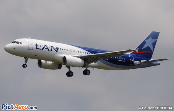 Airbus A320-232 (LAN Airlines)