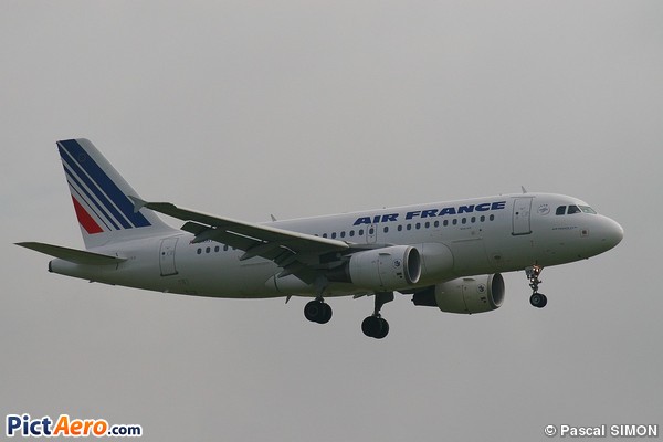 Airbus A319-111 (Air France)