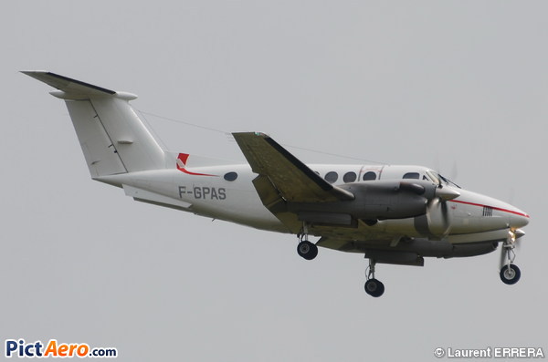 Beech Super King Air 200 (Chalair Aviation)