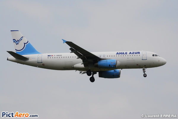 Airbus A320-233 (Aigle Azur)