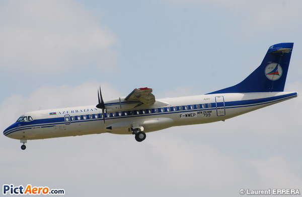 ATR 72-500 (ATR-72-212A) (Azerbaijan Airlines)