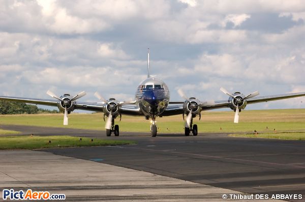 Douglas DC-6B (The Flying Bulls)