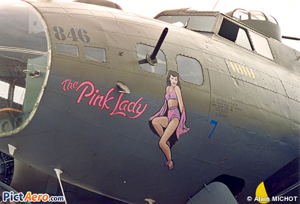 Boeing B-17G (Association Forteresse toujours Volante)