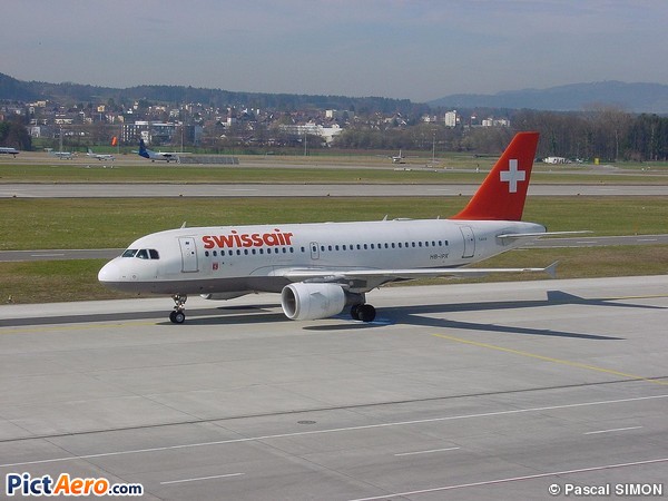 Airbus A319-111 (Swissair)