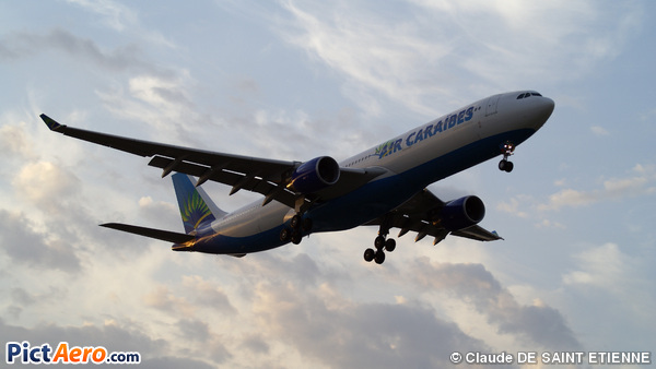Airbus A330-323X (Air Caraïbes)