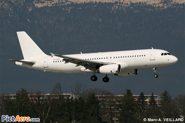 Airbus A320-232 (easyJet)