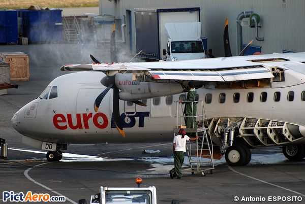 ATR 42-500 (EuroLOT)