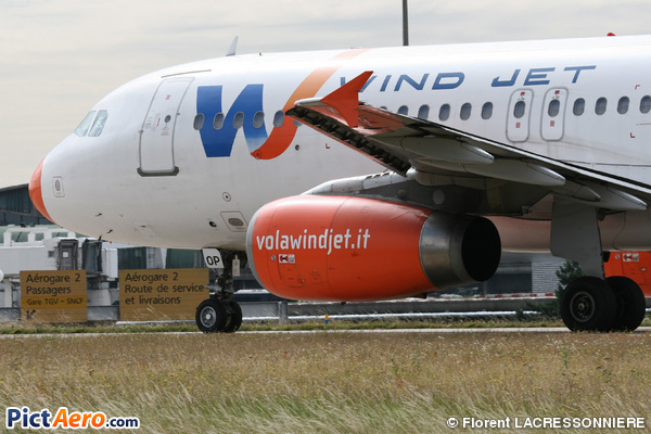 Airbus A320-232 (Wind Jet)