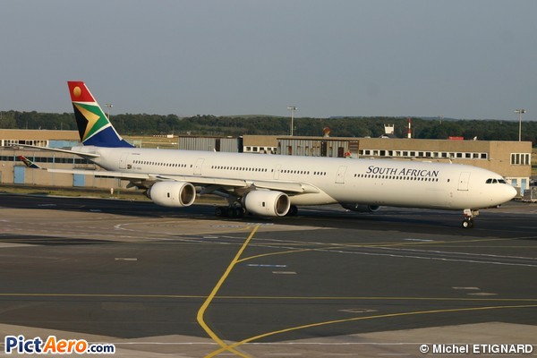 Airbus A340-642 (South African Airways)