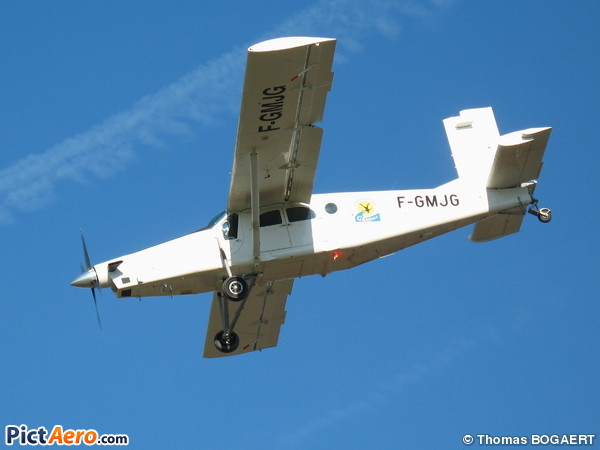 Pilatus PC-6/B2-H2 (Parachutisme de Granville)